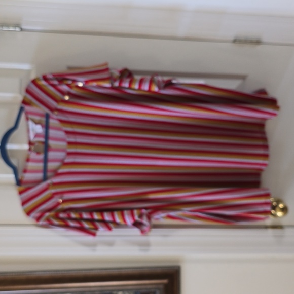 LIZ CLAIBORNE WOMEN'S PLUS SIZE RED STRIPED SHORT SLEEVES SUMMER TOP SIZE 3X - Picture 2 of 16